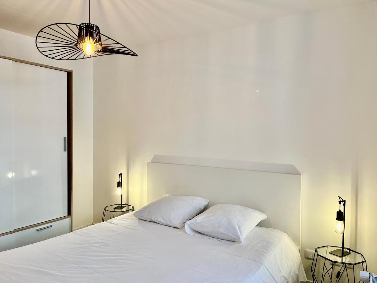 Appartement Le Cours Ladauge à La Rochelle  Extérieur photo