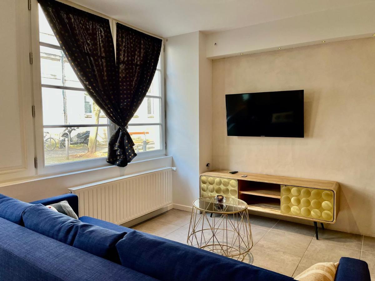Appartement Le Cours Ladauge à La Rochelle  Extérieur photo
